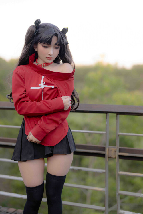 04_Rin_tohsaka_4.jpg